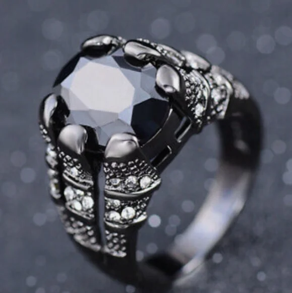 New size 9 black gold filled ring - Picture 1 of 3